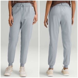 🍋Lululemon Stretch High-Rise Jogger *Full Length-Chambray/ Size 0